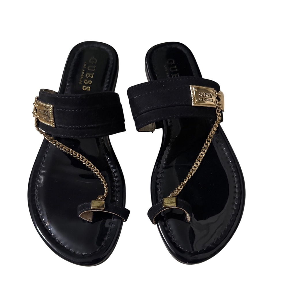 Guess Los Angeles Black Patent Gold Chain Toe Ring Flat Sandals Womens 7M